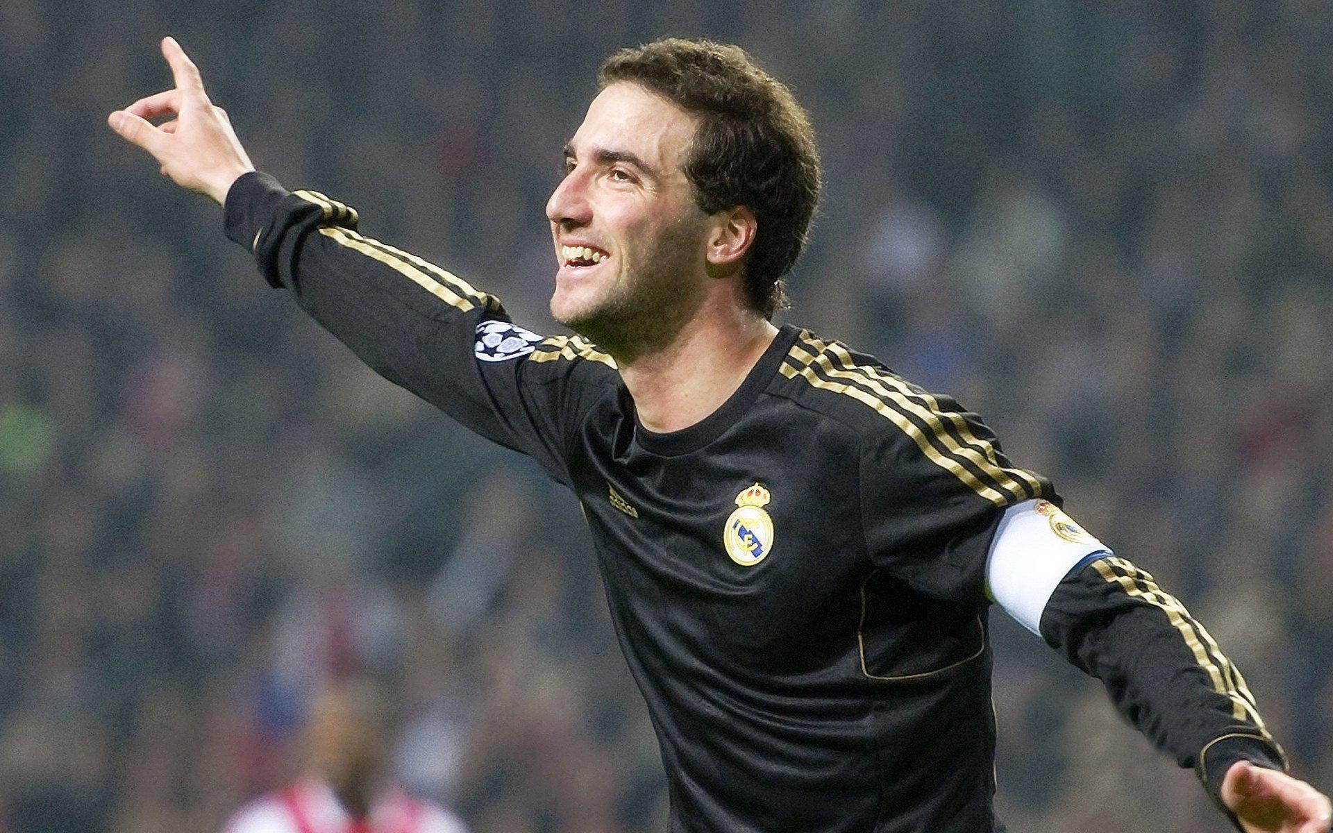 自由式滑雪世界杯中国站落幕,新秀选手惊艳亮相斩获金牌